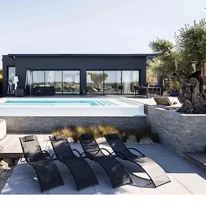 Le Luxury , Séné France