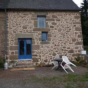 Au Petit Bonheur , Bazouges-la-Pérouse France